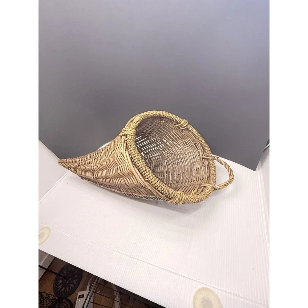 Vintage Wicker Cornucopia Wall Basket 20